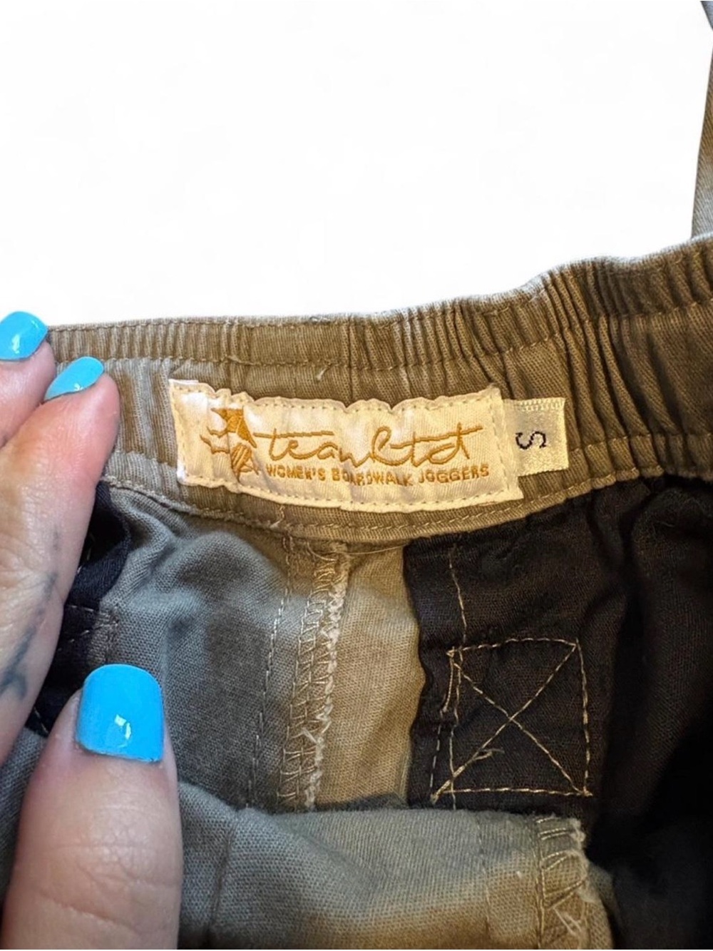 Women's Classic Drawstring Joggers - Tan - Picture 3 of 7